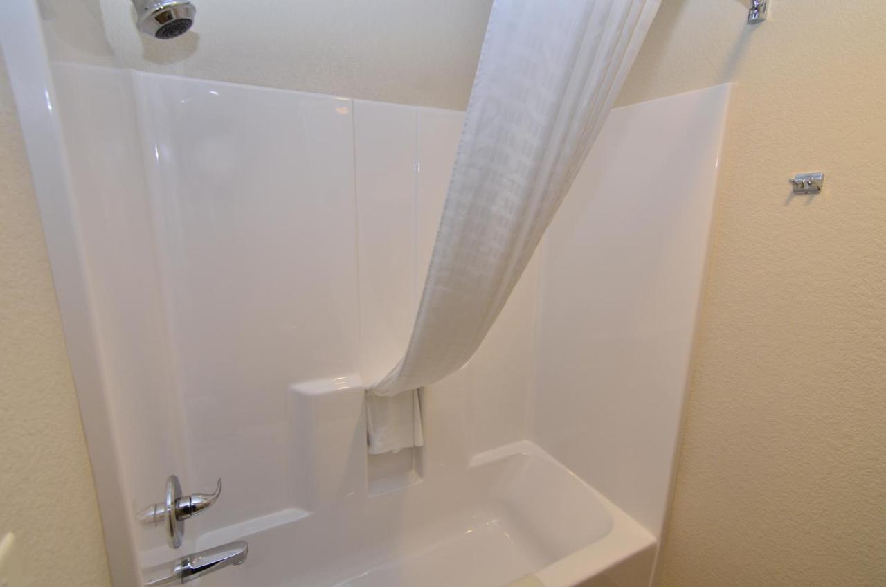 Cobblestone Inn & Suites - Manning מראה חיצוני תמונה